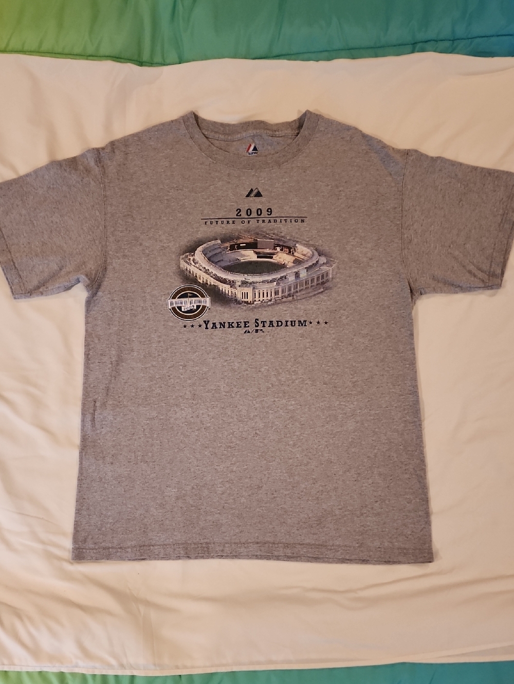 Majestic Gray Yankee Stadium 2009 Graphic Tee. Size Large
